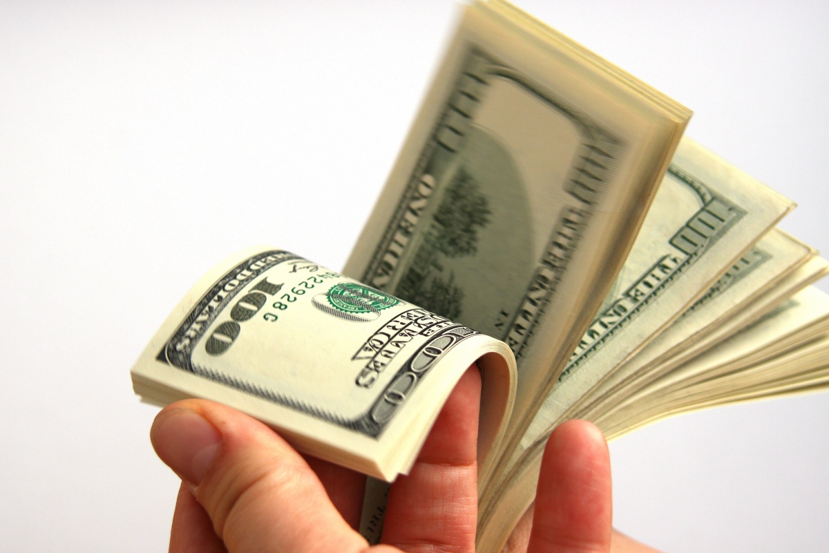 DECLARA TU DINERO si sales o ingresas del país